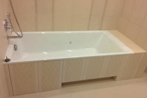 Установка акриловой ванны в Чите