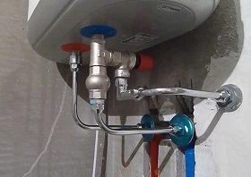 Установка водонагревателя в Чите